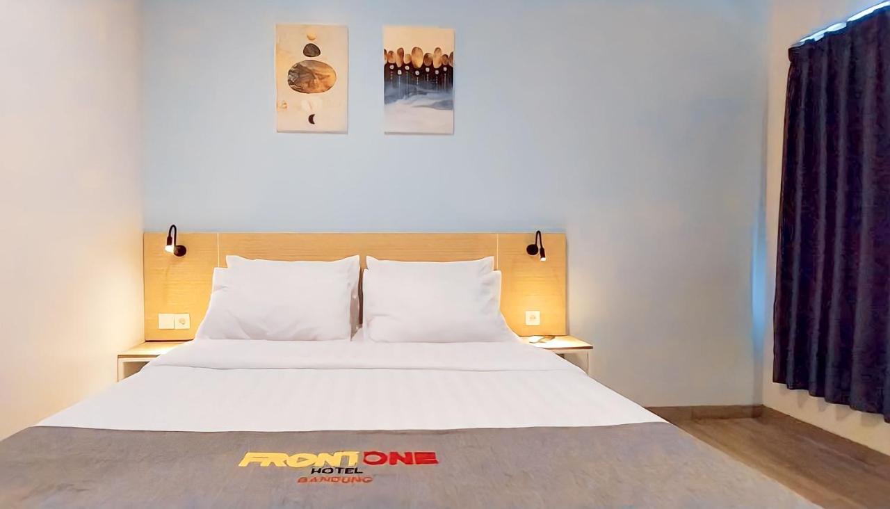Front One Hotel Pasir Koja Bandung Buitenkant foto