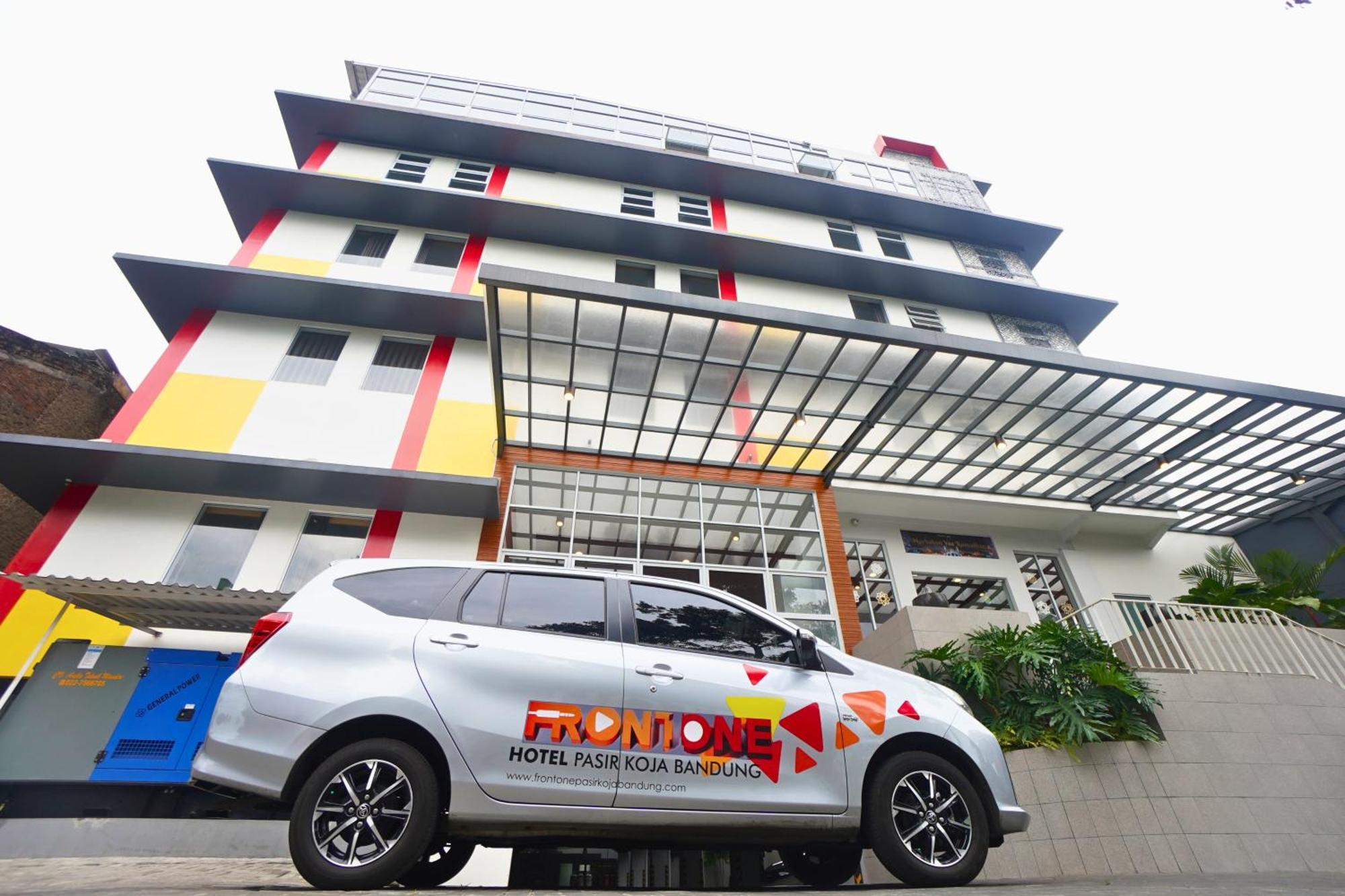 Front One Hotel Pasir Koja Bandung Buitenkant foto