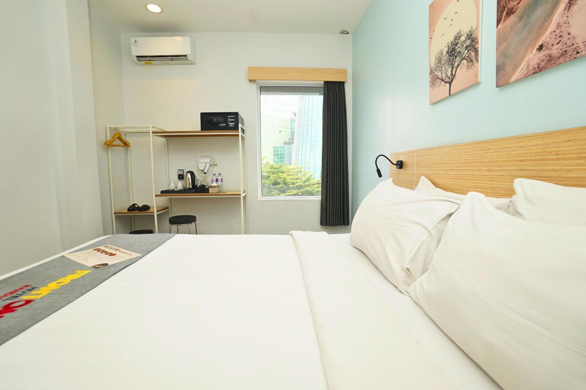 Front One Hotel Pasir Koja Bandung Buitenkant foto