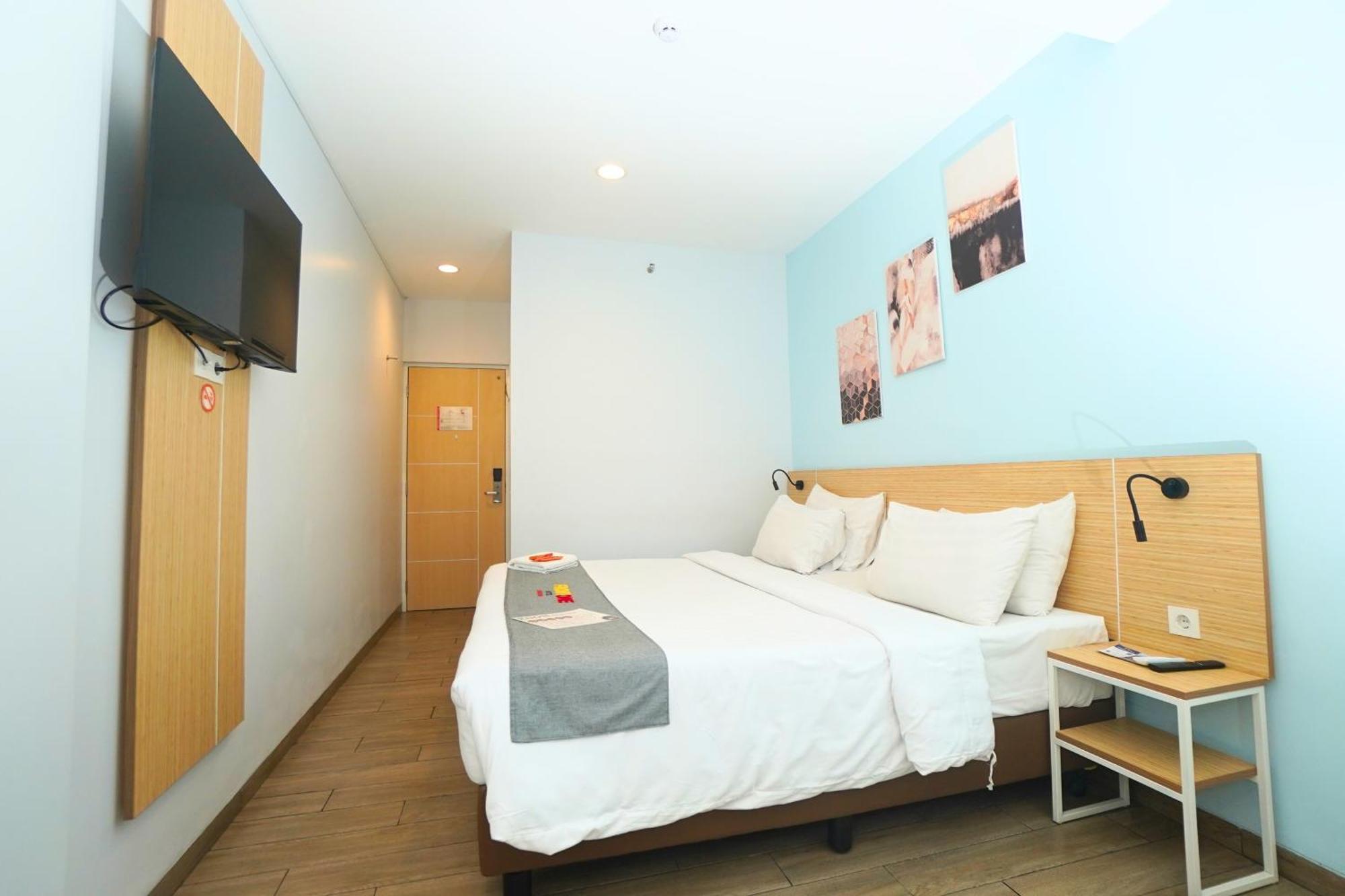 Front One Hotel Pasir Koja Bandung Buitenkant foto